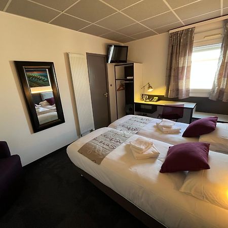 Brit Hotel Le Vesoul Exterior photo