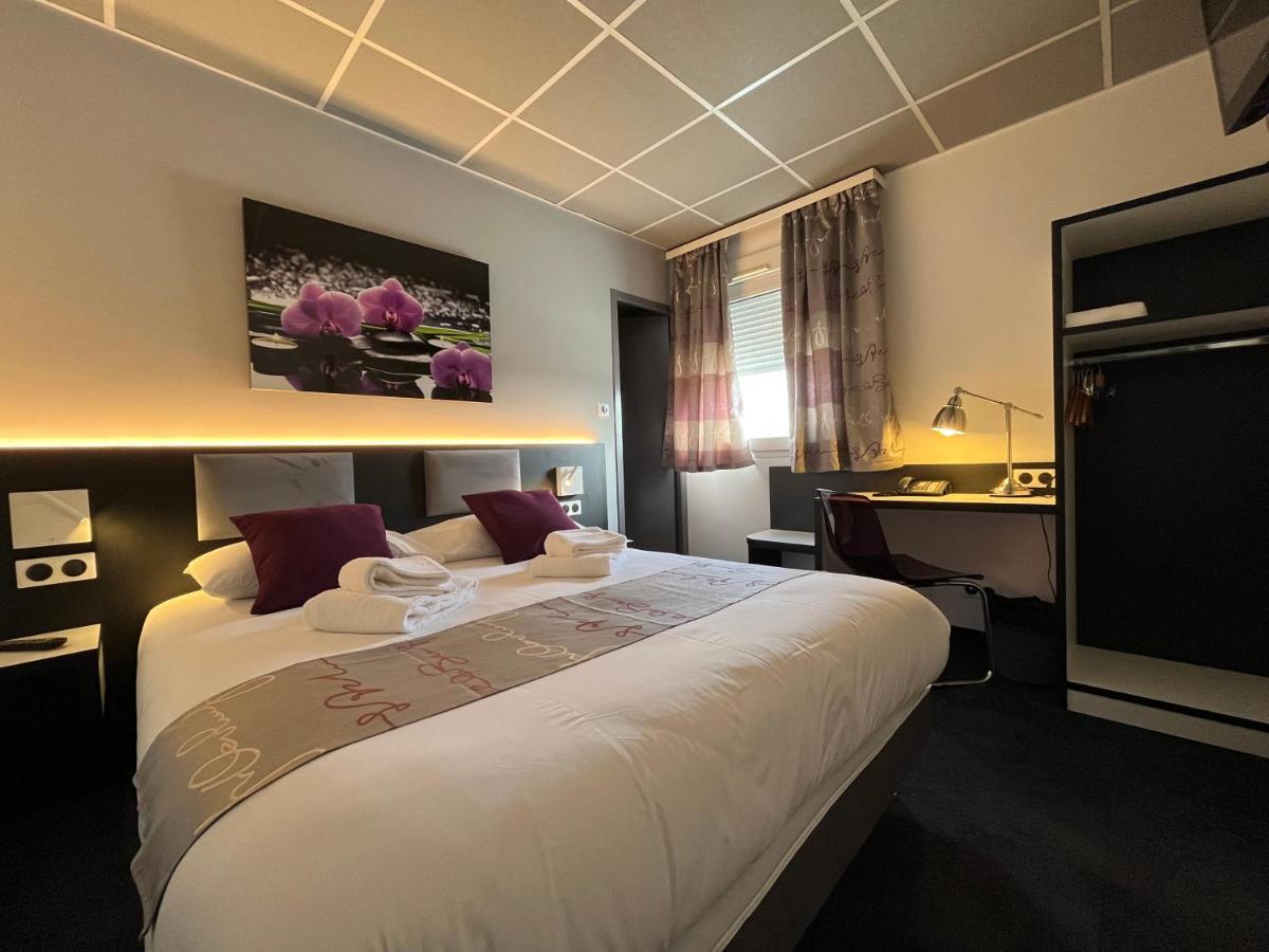 Brit Hotel Le Vesoul Exterior photo